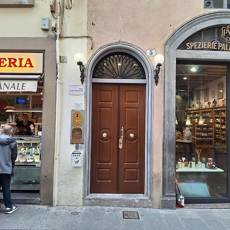 Mamo Florence - Amalia Piazza Signoria Apartment Zewnętrze zdjęcie